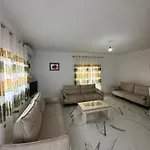 شقة Tila House