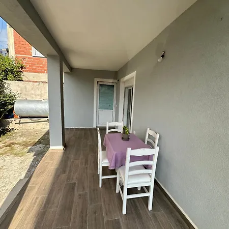 Apartment Tila House *