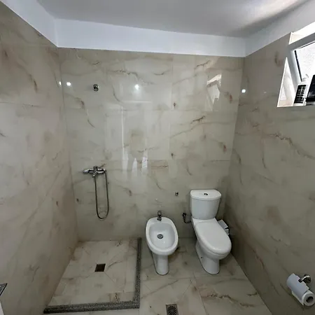 Tila House Sarandë